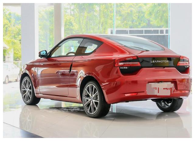 手握12万选思域?它有无框车门,双门四座小轿跑,年轻人买得起