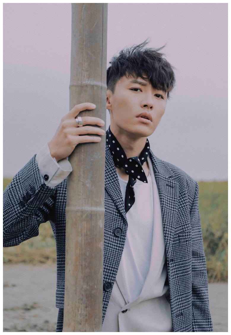 代旭秋日胶片风大片清爽迎面魅力袭人