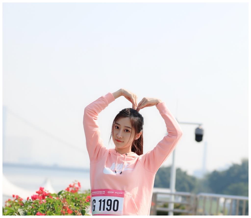 女团sing吴瑶的图集