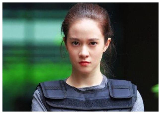 一个救急《战狼2》,如今都过成什么样了|卢靖姗|吴京|徐嘉雯_新浪新闻