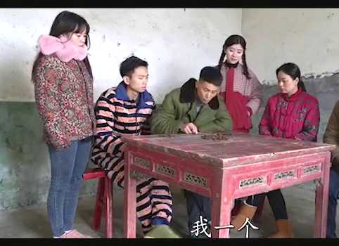 三江锅:兄弟分年货,儿子嫌父母偏心,可怜天下父母心