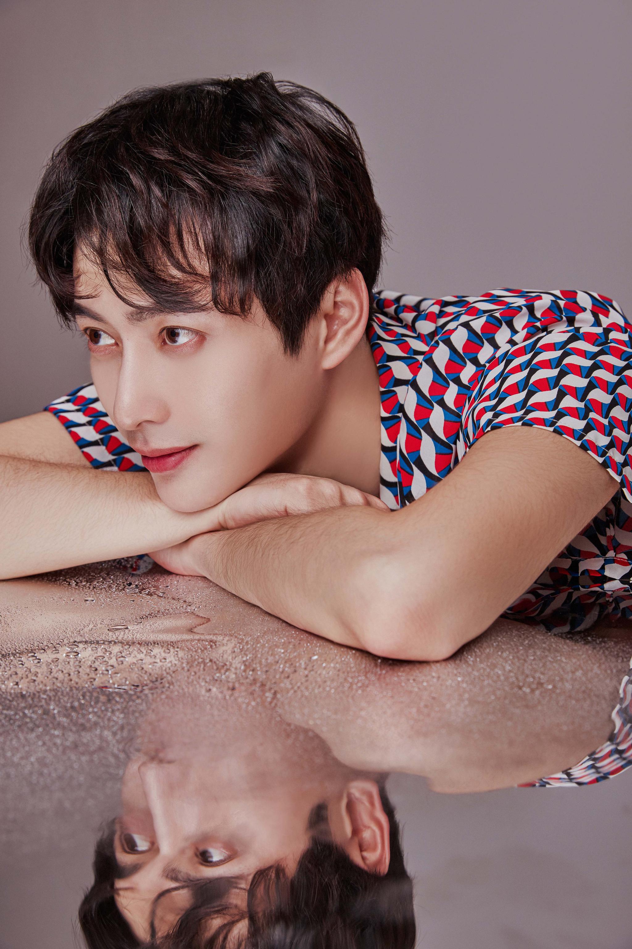 琉璃美人煞热播韩承羽写真曝光神秘感十足