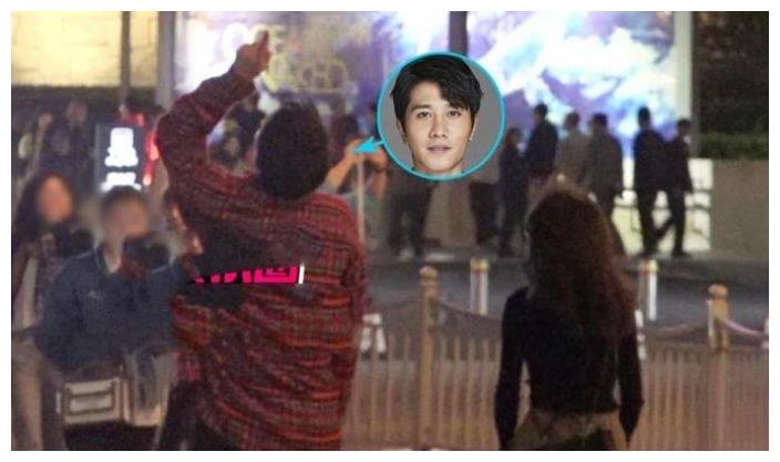 彭冠英和张含韵分手深夜和新女友约会被拍手拉手无惧被拍