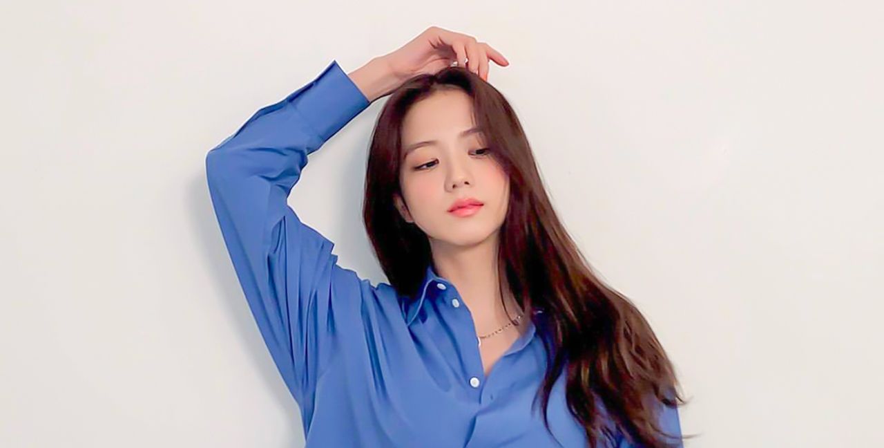 韩明星金智秀(jisoo)晒出一组休闲装扮私服look风尚美照