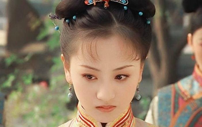 在二十几年的生命中,却活出了自己的精彩|皇帝|佟佳|康熙_新浪新闻