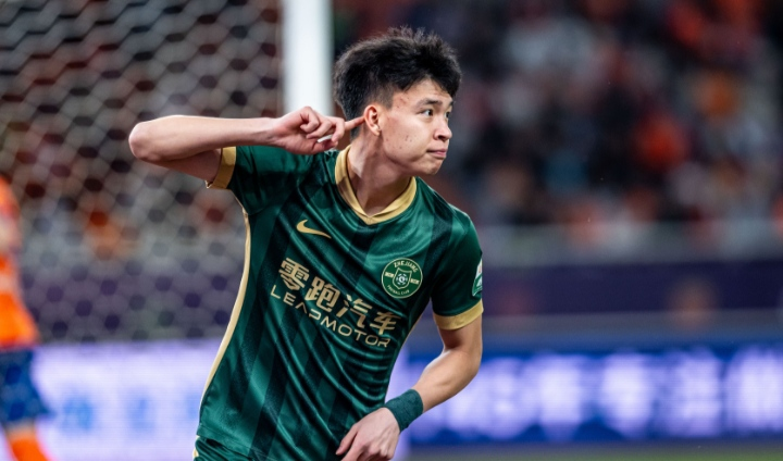 外媒：王钰栋留洋遇阻，去欧洲要降薪200万