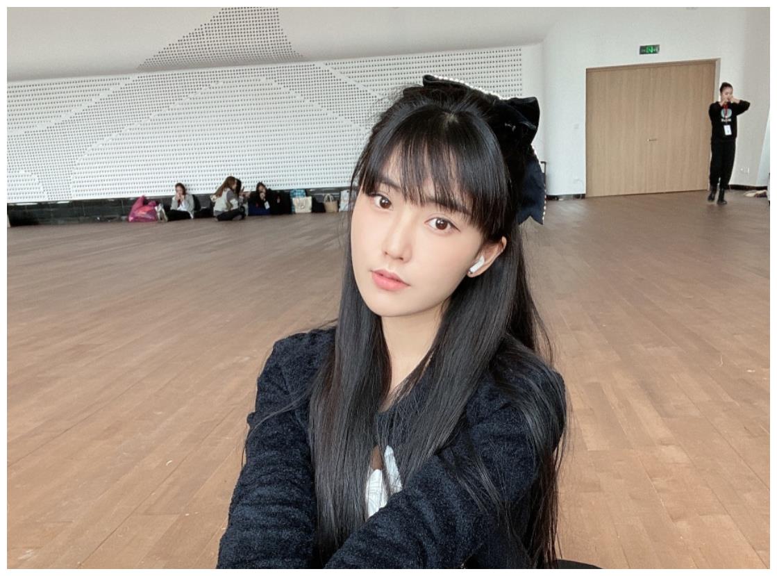 《心动3》郑琴心旗袍装曝光,随手截图,这颜值我没眼花吧?