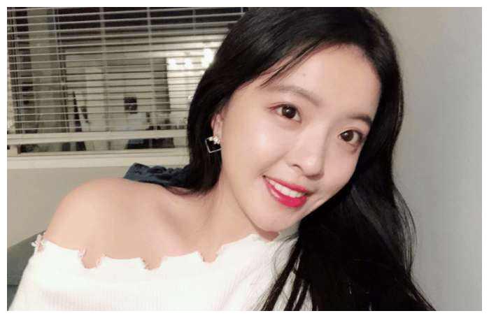 19岁身家过亿,在娱乐圈横着走,被男友狠甩:没人稀罕你的家境!