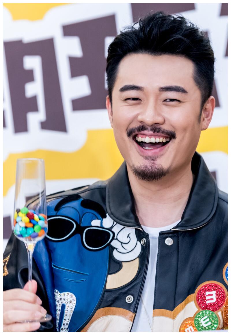 陈赫晒35岁生日照片,被邓超吐槽胖,对比曾经曾小贤,网友:确实