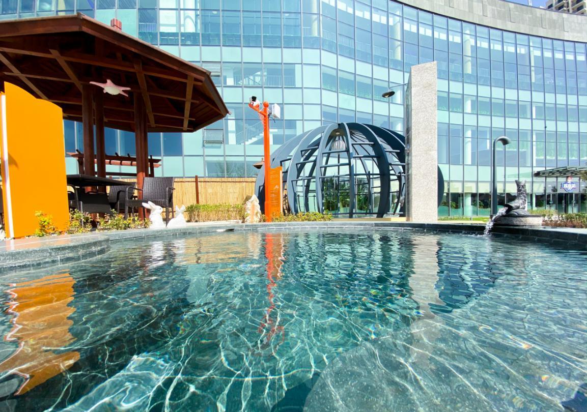 鲅鱼圈新晋打卡地标—鲅鱼湾魔法温泉公园