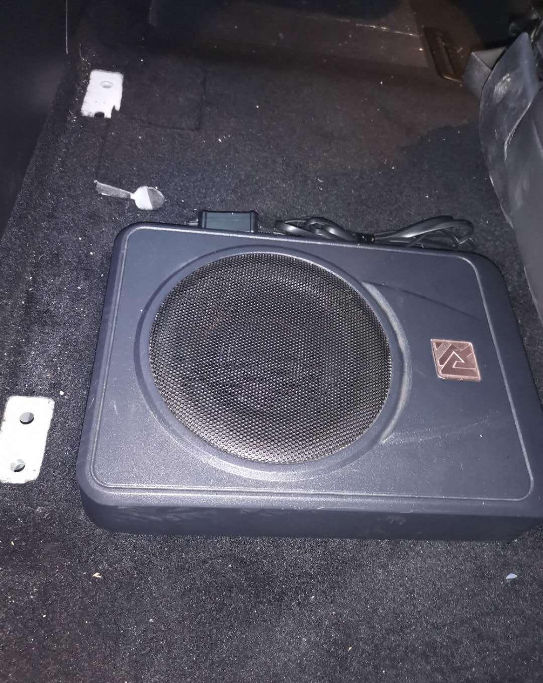 东营浩声别克威朗汽车音响改装卓梦mlv8超薄低音炮