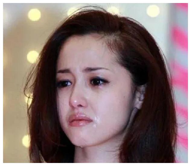 她拥有全日本最爱的脸,却耍大牌吸毒作死;如今痛哭道歉无人理会