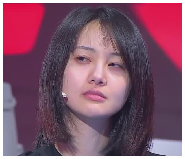 盘点郑爽庭审前后5个迷惑行为网友怪不得叫她疯女人