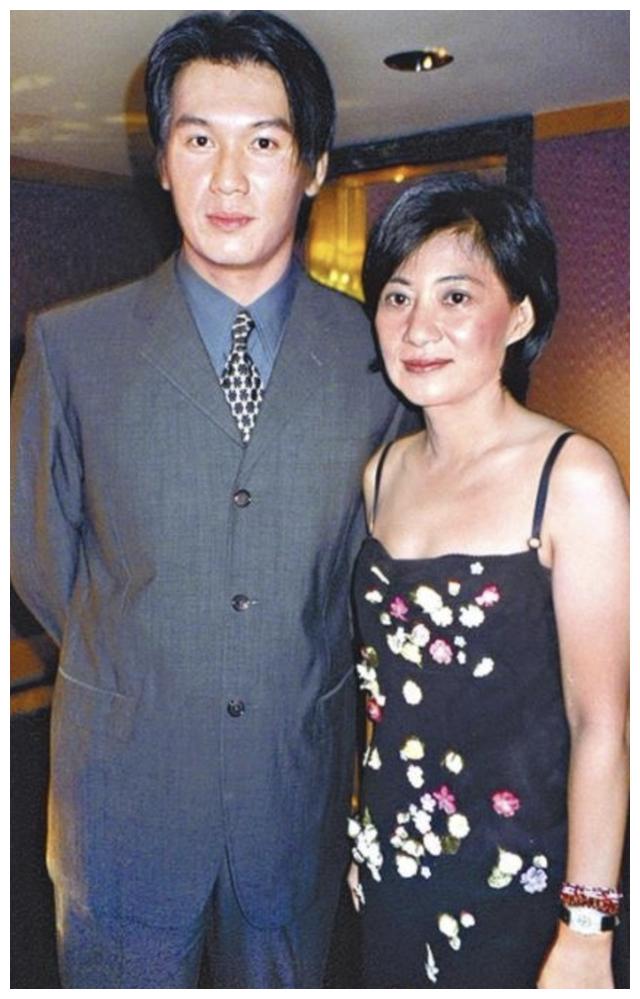 中年发福前亚视一哥甄志强近照曝光两度恋上富家女被嘲吃软饭