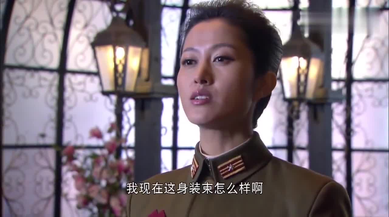 刺蝶:女子放弃演员身份,千面媚谍卷土重来,江城又要出事啦!