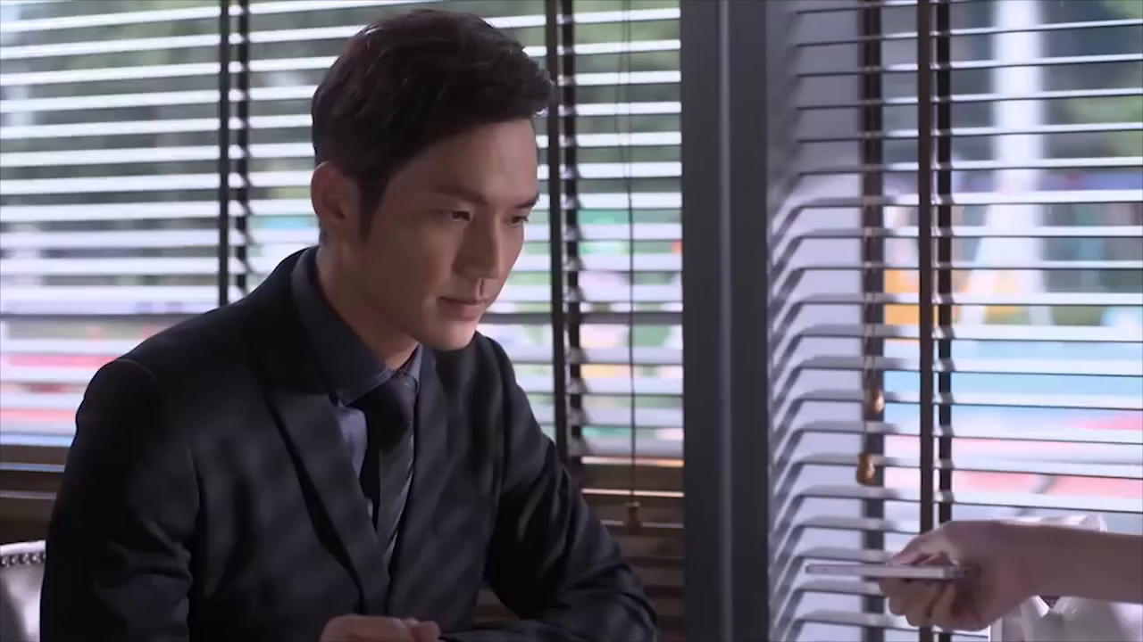 何以琛真是太高冷,何以玫工作心不在焉,路远风居然喜欢她