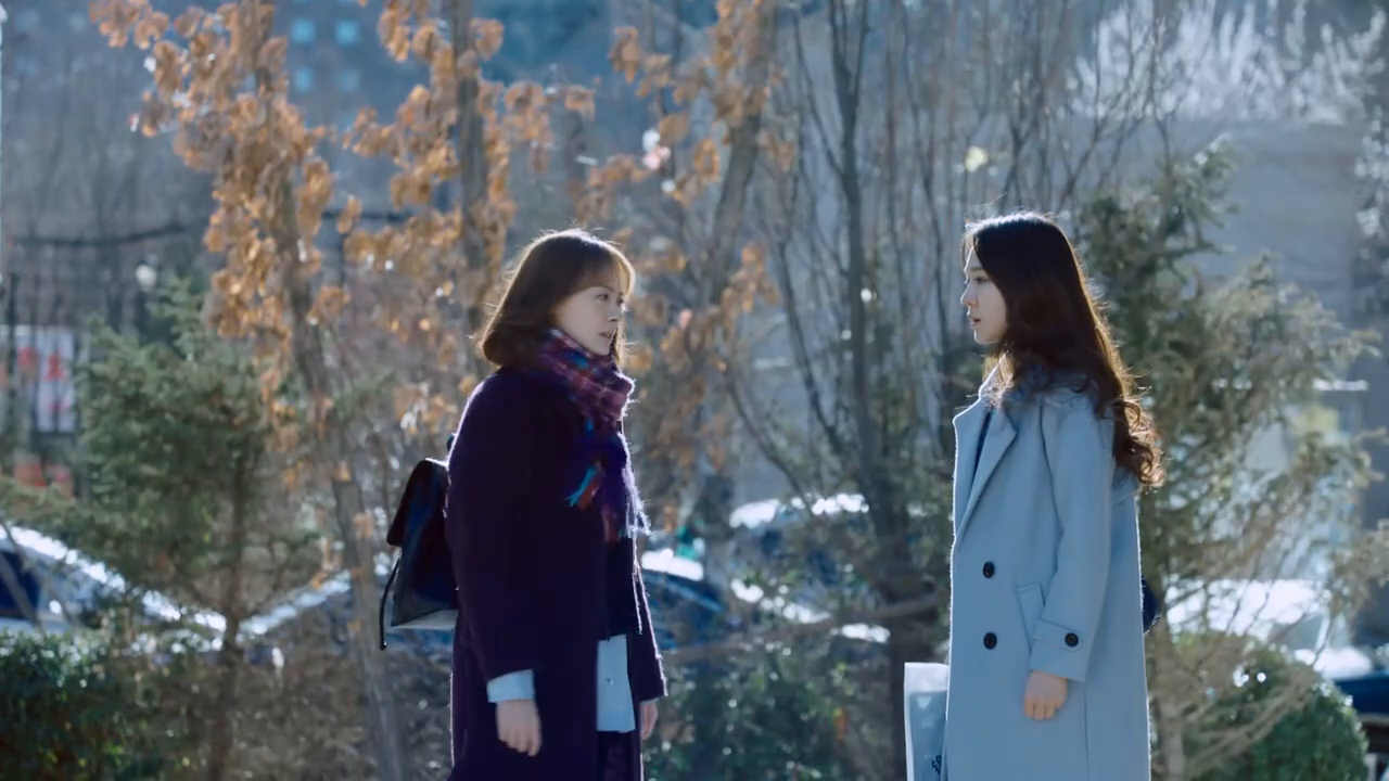 褚子健给叶梅发消息,刚好被杨娟听到,杨娟直呼要跟褚子健谈谈