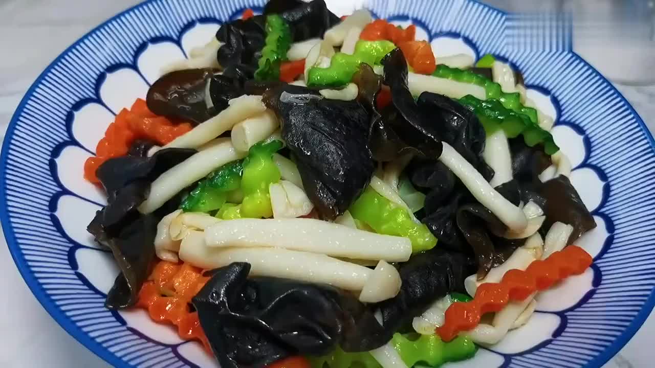 全家人最爱吃的一道清新小炒素三鲜清爽解腻色香味俱全