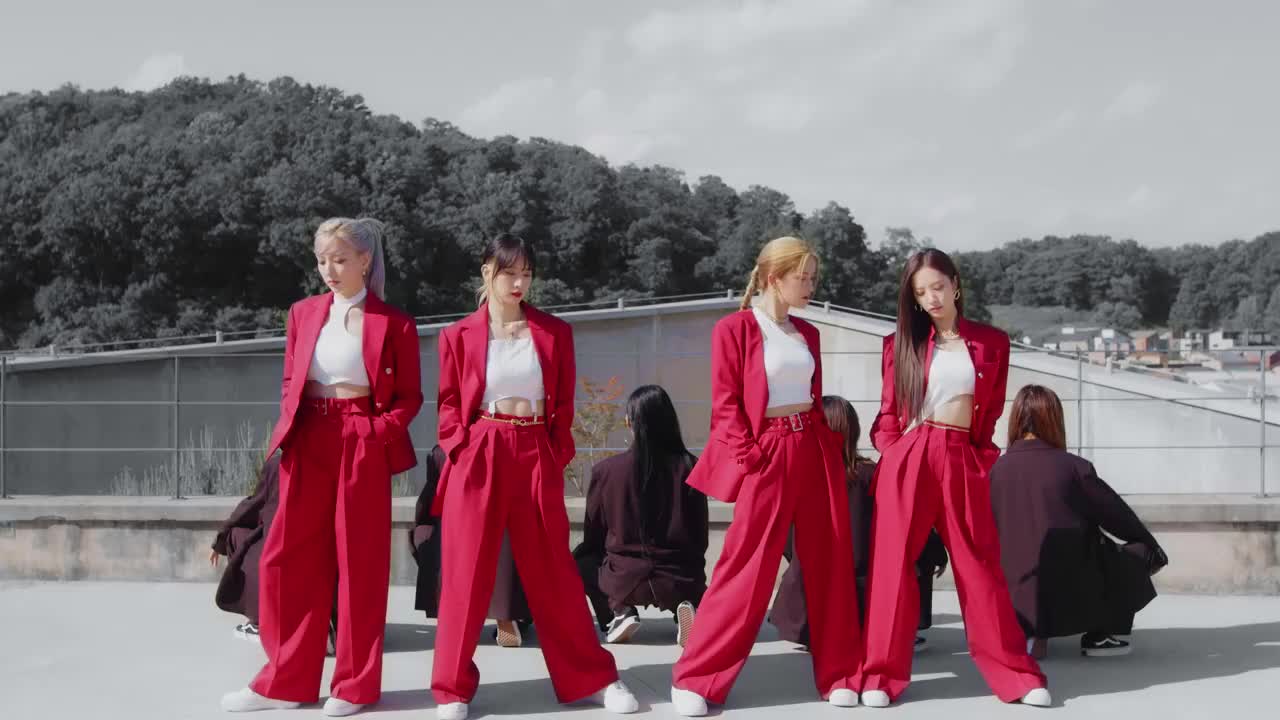 宇宙少女小分队 气场满分的新曲热舞 easy