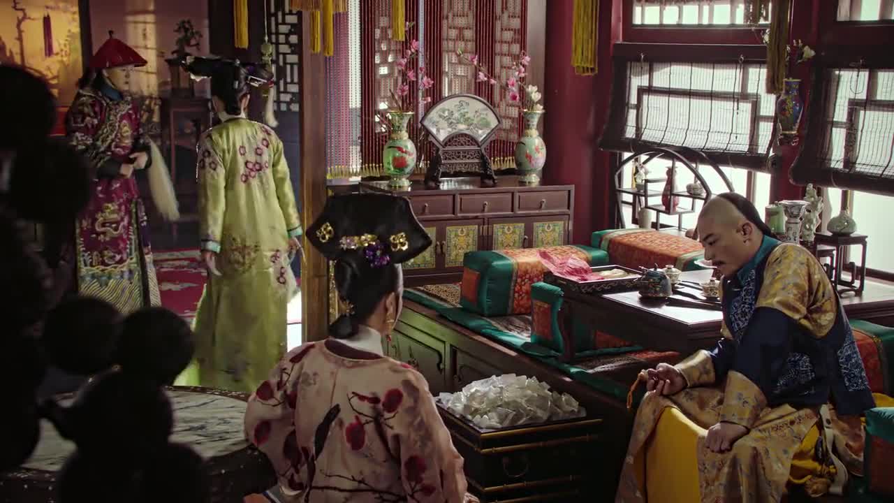 如懿传:皇帝也相信是安华大师夜闯翊坤宫,但不是去见如懿