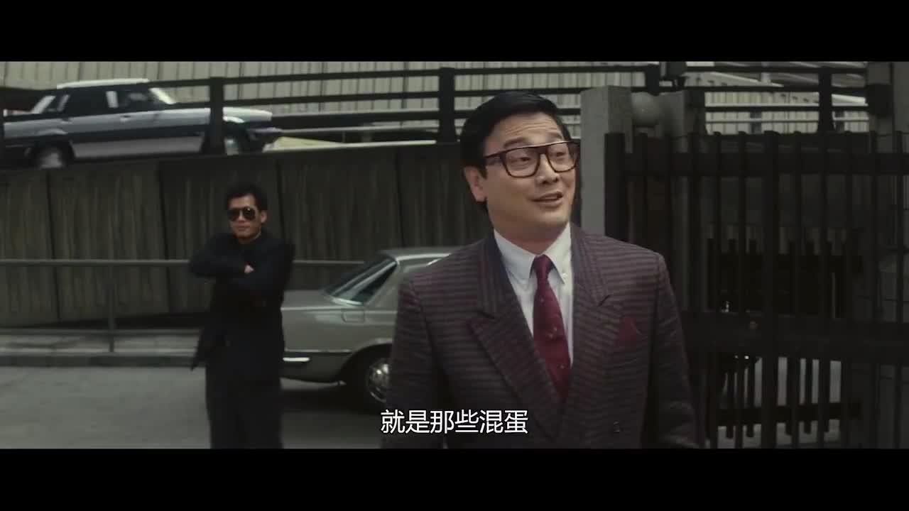 曹查理:你说我是败类?你错了,我是败类中的败类!