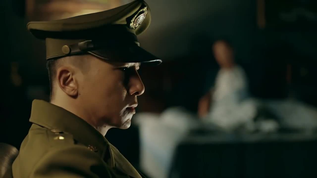 影视经典虎爷了解典狱长典狱长担心何辅堂的安危