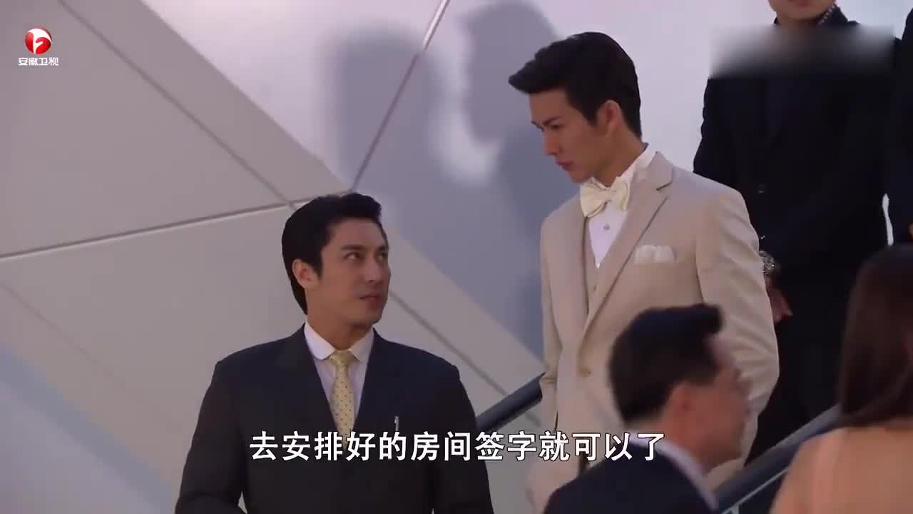 千方百计爱上你事情已经败露不如坦白吧