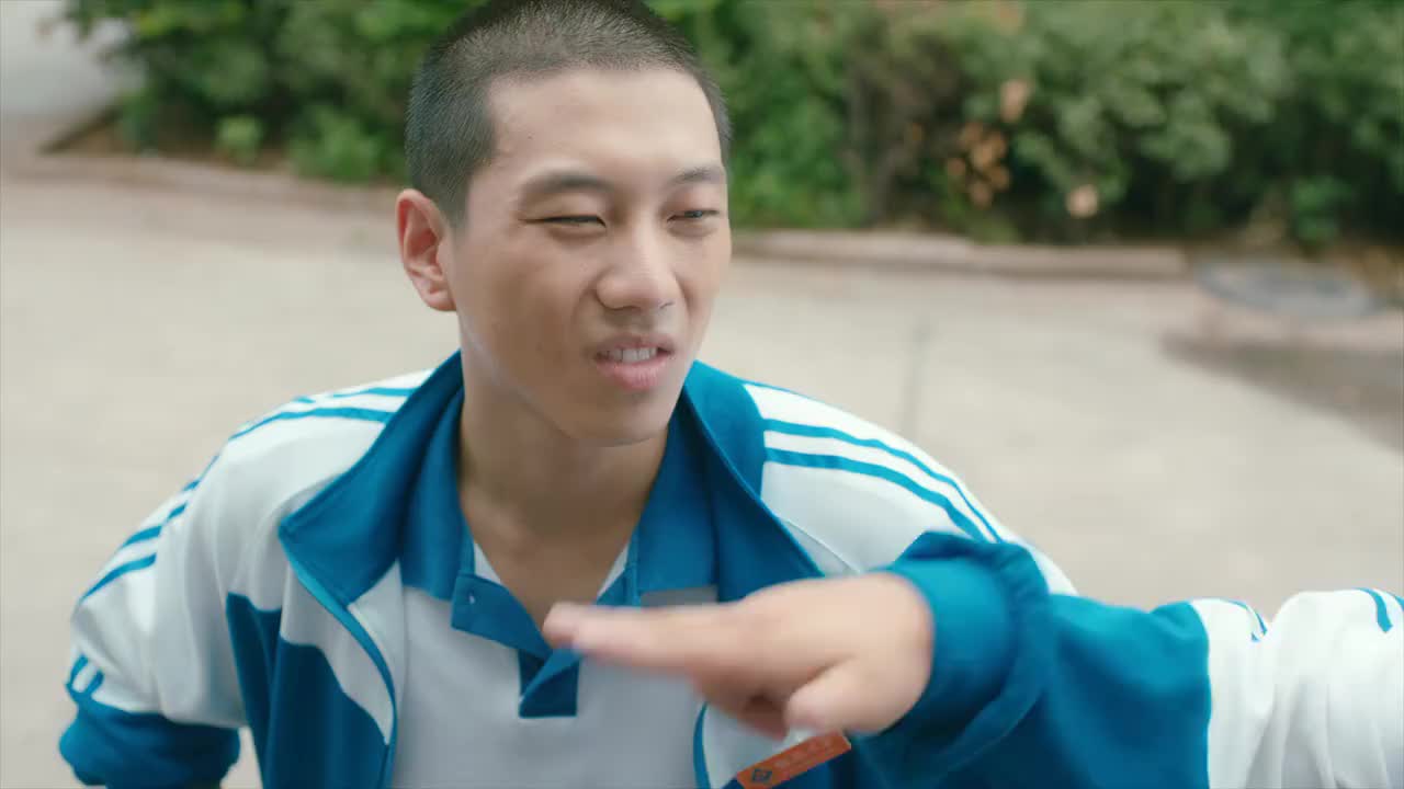 你好旧时光开完茶话班会徐志强也受到启发决定放弃上网