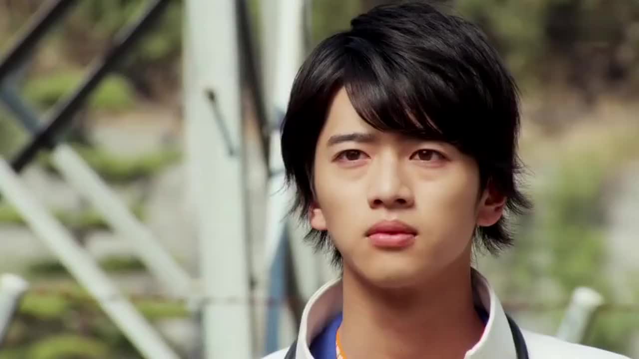 假面骑士exaid檀黎斗用生命保护了poppy檀黎斗值得尊敬