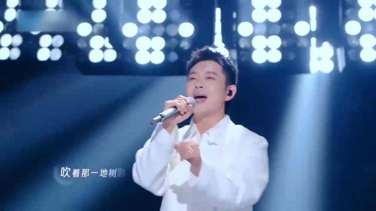 杨宗纬老舅王宇宙版《若月亮没来》，这歌又上一档次丨天赐的声音