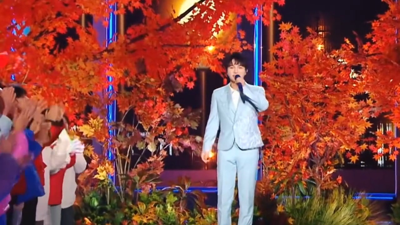 周深演唱的这首《小美满》太治愈了！祝友友们新年快乐！