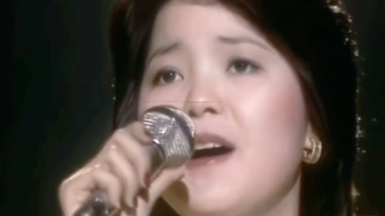 邓丽君、徐小凤同唱不了情，你更喜欢那个版本呢？老歌推荐