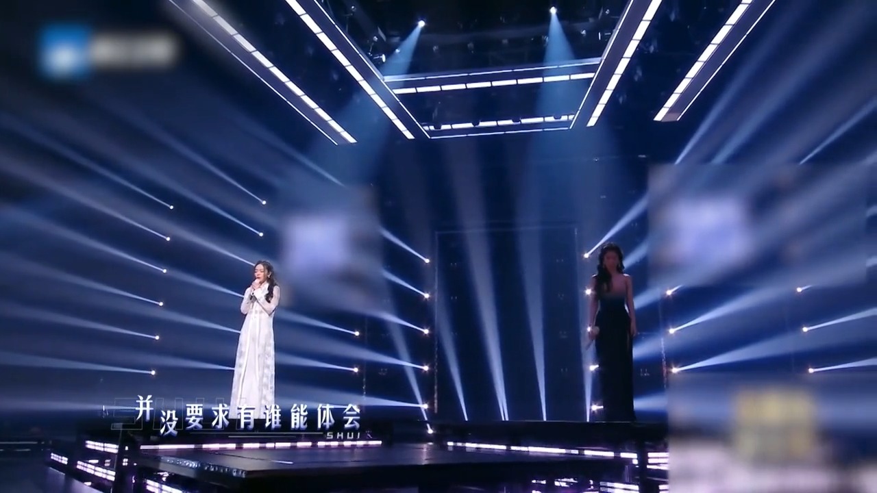 王炸同框！张靓颖张碧晨合唱《谁》，华语女声教科书级演绎