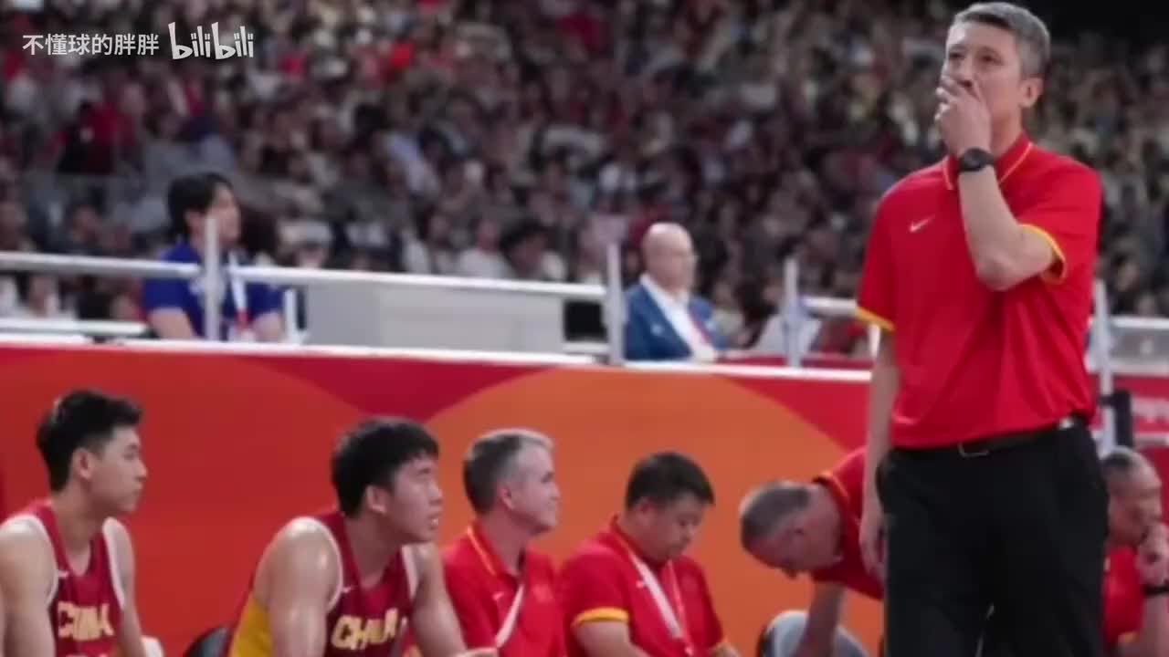 亚运会，中国男篮20分惨败日本，赛后苏群总结比赛，说的很有道理