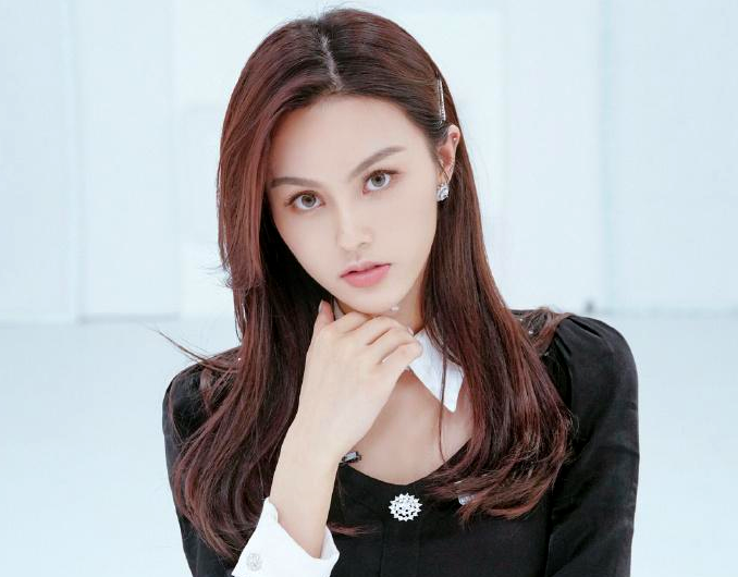 《青春有你2》练习生邹思扬,精致五官神似昆凌|青春有你2|练习生|昆凌