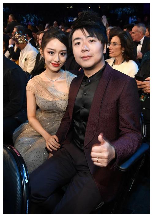 郎朗和她在一起4年因为父亲的一句话转身爱上了吉娜