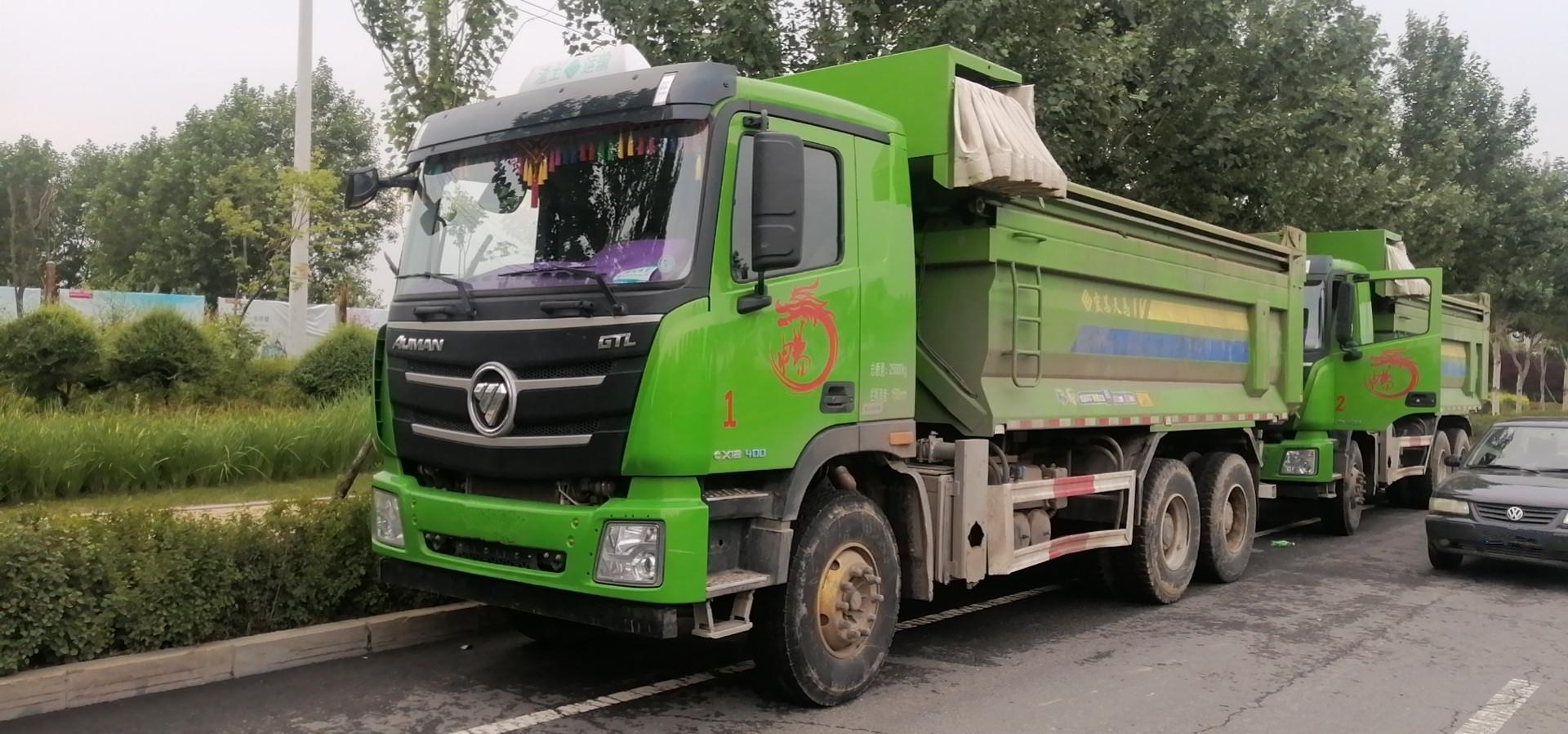 万师傅:欧曼渣土车,全勤运输好帮手