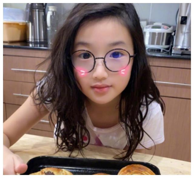 吴尊女儿neinei长大了!从小被富养长大的她,如今已经成这样了