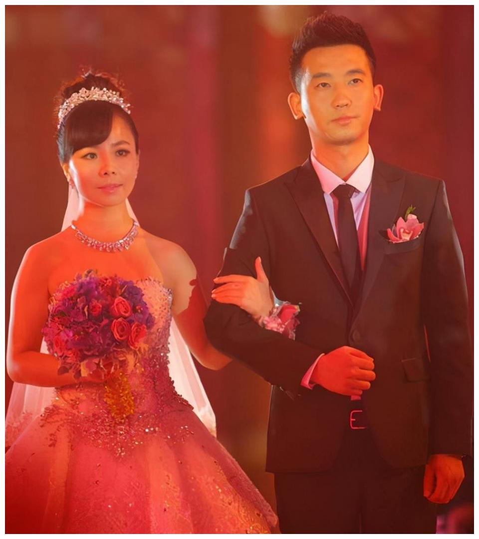 王二妮结婚照片图片