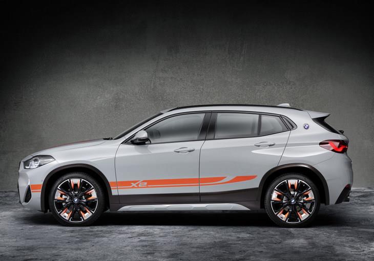 宝马x2特别版官图配专属车身拉花