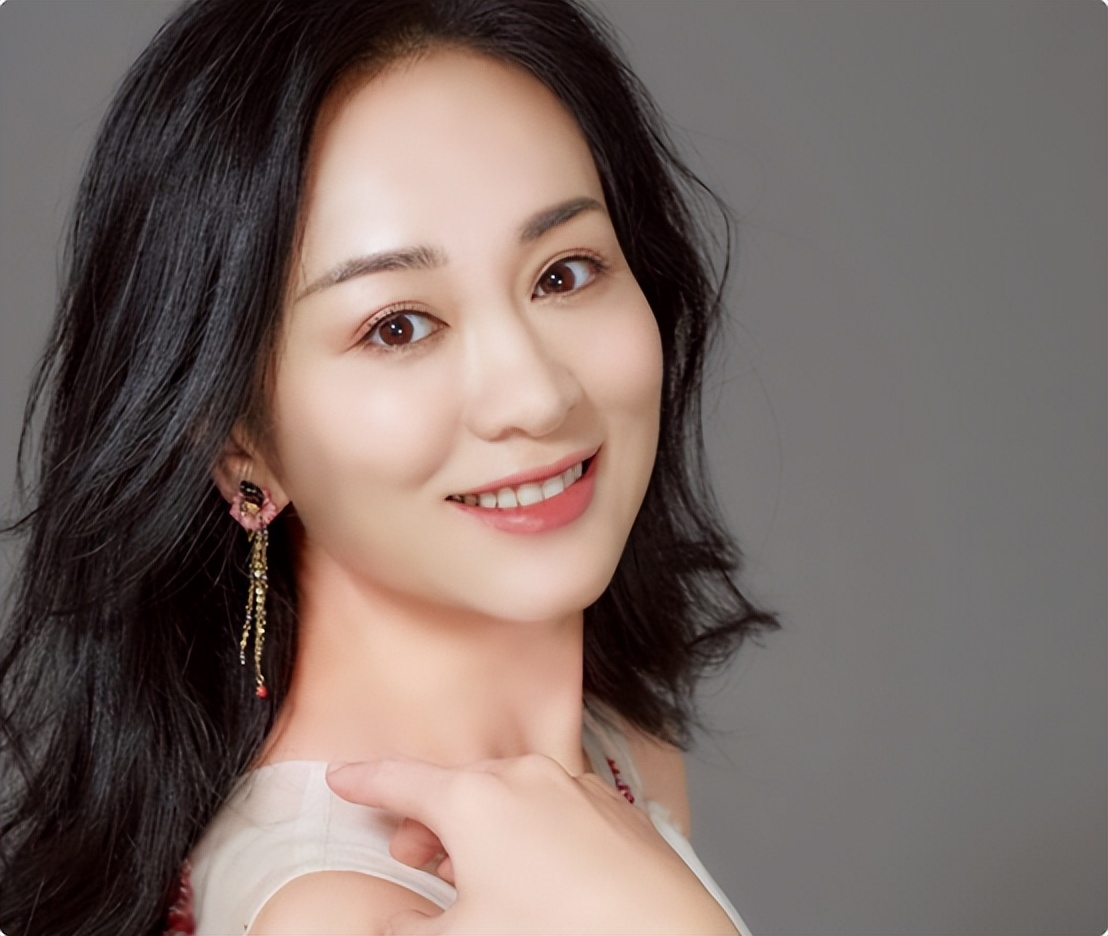 《大山的女儿》定档央一!本以为杨蓉是颜值担当,却被女二惊艳休闲区蓝鸢梦想 - Www.slyday.coM 《大山的女儿》定档央一!本以为杨蓉是颜值担当,却被女二惊艳休闲区蓝鸢梦想 - Www.slyday.coM