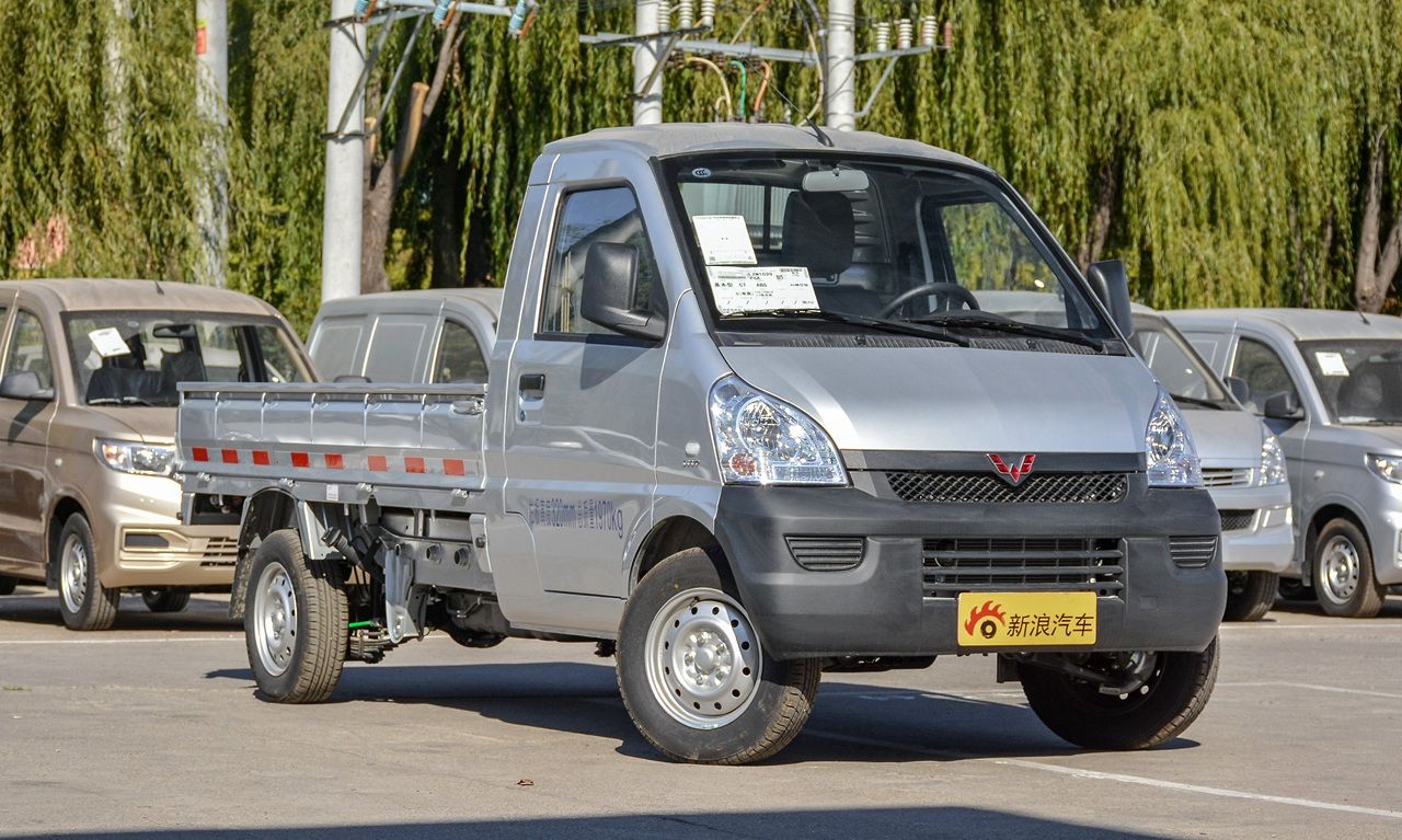 2020款五菱荣光小卡1.5l手动单排__财经头条