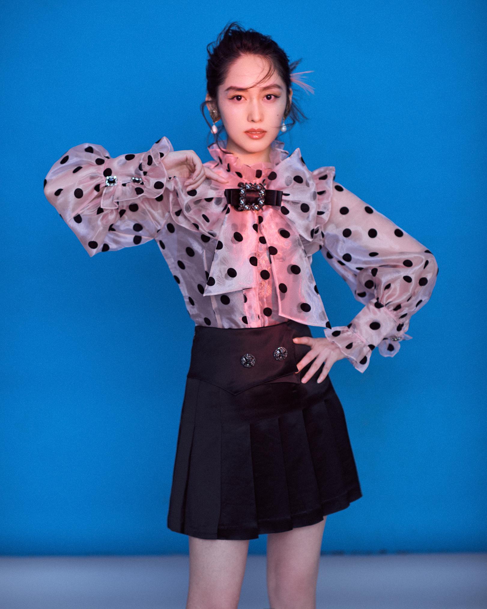 我们的婚姻热播演员胡原君首次演绎教师