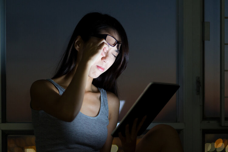 你还在熬夜吗?熬夜正式列入“致癌物名单”,还有4个后果在等着|熬夜|睡眠|致癌_新浪新闻