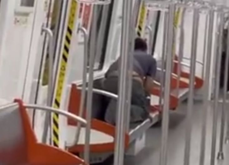 【浙江身边事】服务员上菜手滑热汤洒向小孩休闲区蓝鸢梦想 - Www.slyday.coM 【浙江身边事】服务员上菜手滑热汤洒向小孩休闲区蓝鸢梦想 - Www.slyday.coM