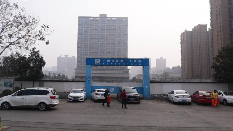 21亿西安赛格广场股权风波：开工7年只见基坑