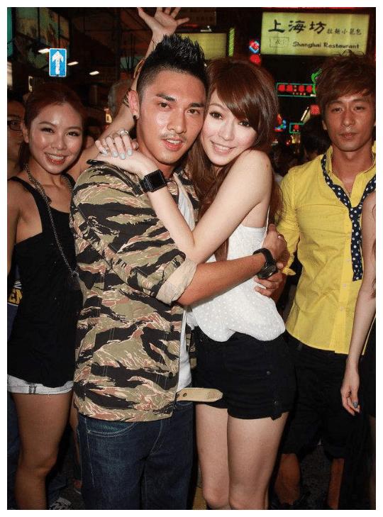 夜蒲女主连诗雅4年交18个男友,比起萧亚轩有过之而无不及!