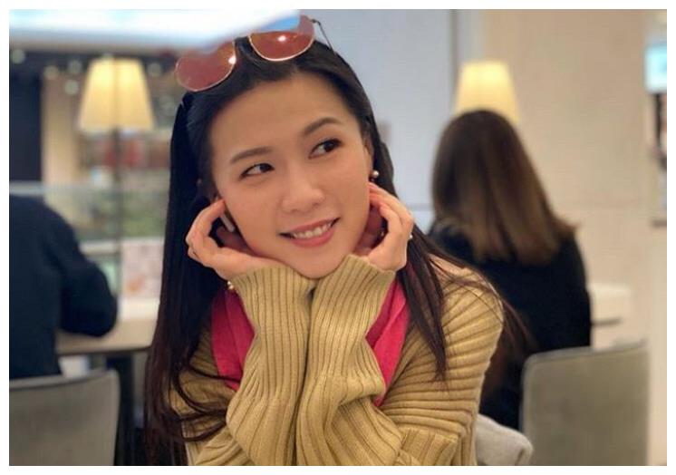 虽然顶着"王晶女儿"的光环进入tvb,但王子涵并没有得到优待.