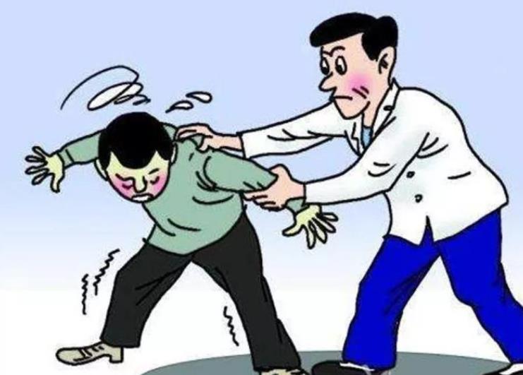 两男子醉酒后在车站殴打他人被行政拘留|车站|桑根达|殴打_新浪新闻