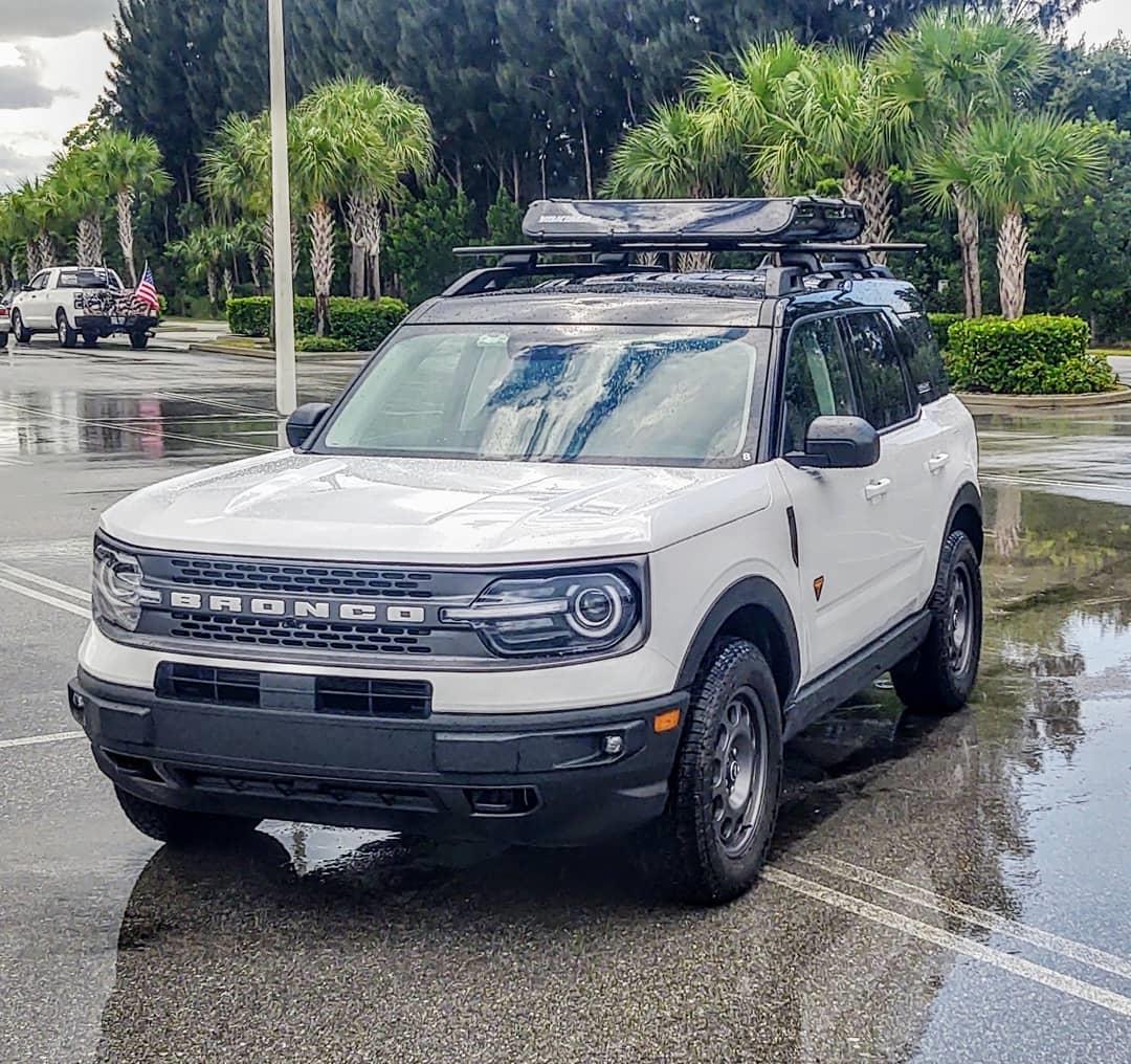 硬派又运动的设计全新福特broncosport实车